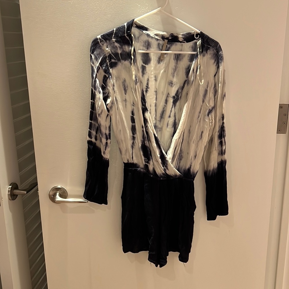 Size S tie dye romper boutique